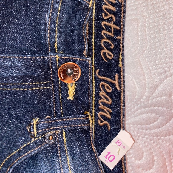 New “Justice” Shorts - Picture 3 of 4